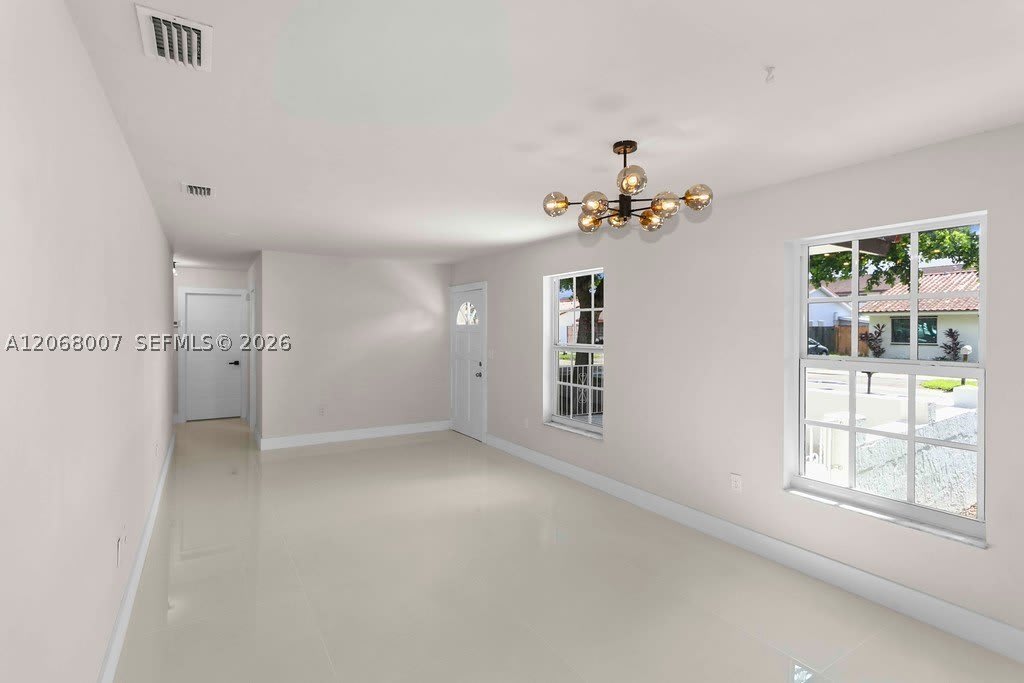 6330 Sw 135Th Ave – photo 2