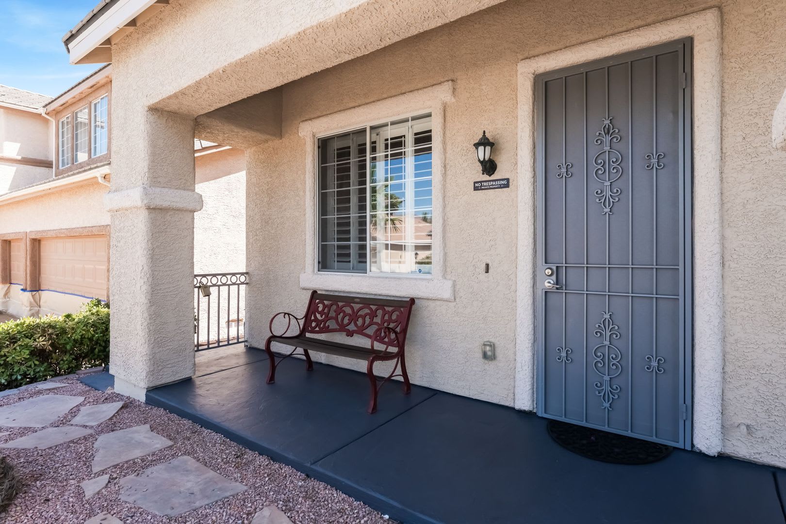 Welcome Home To This Spacious 5 Bedroom 2 5 Bath Northwest Las Vegas Home – photo 4