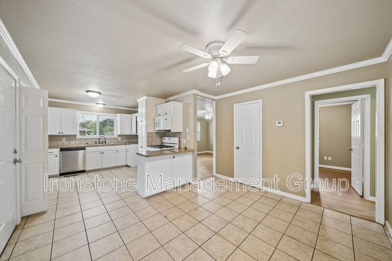 906 North Atlanta Street – photo 5