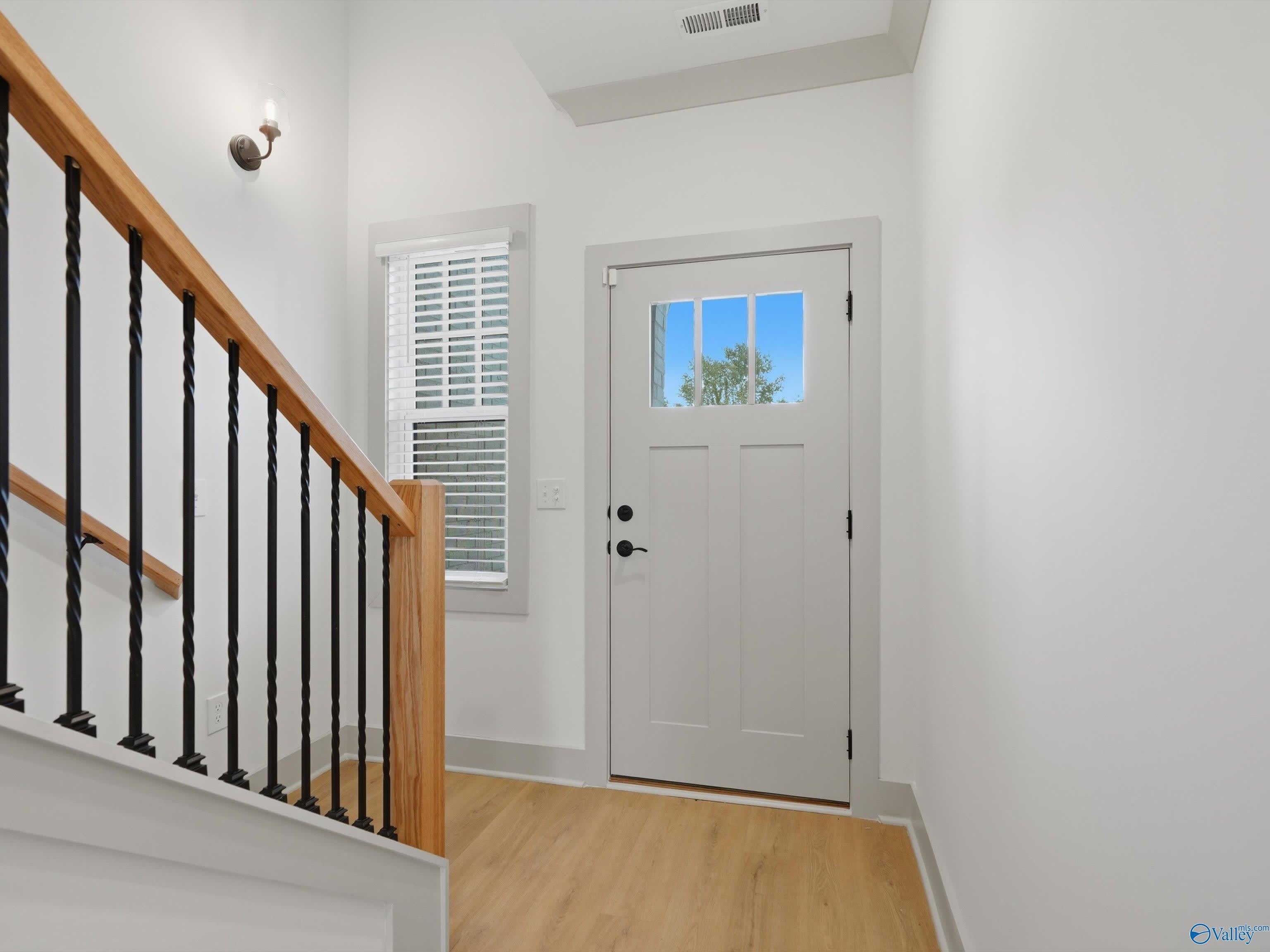 8 Whispering Oaks SW – photo 5
