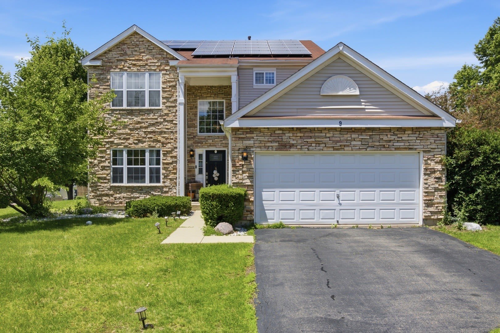 9 Tenneyson Court – photo 2