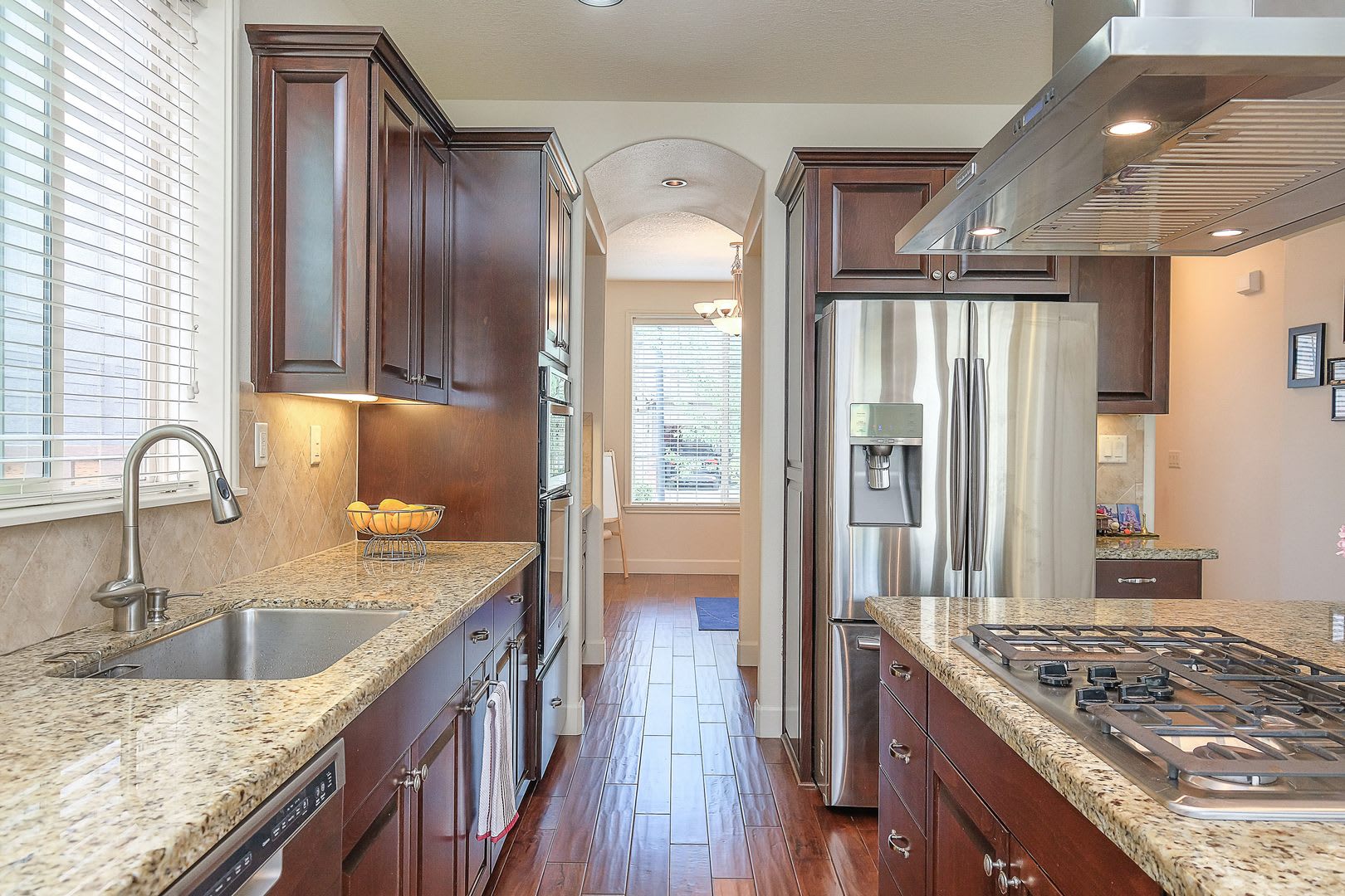 Beautiful 4Bd 3 Ba Single Family Home Located In Arbor Oaks Community Included In Rent Hi Speed Internet Hoa Clubhouse Pool – photo 3