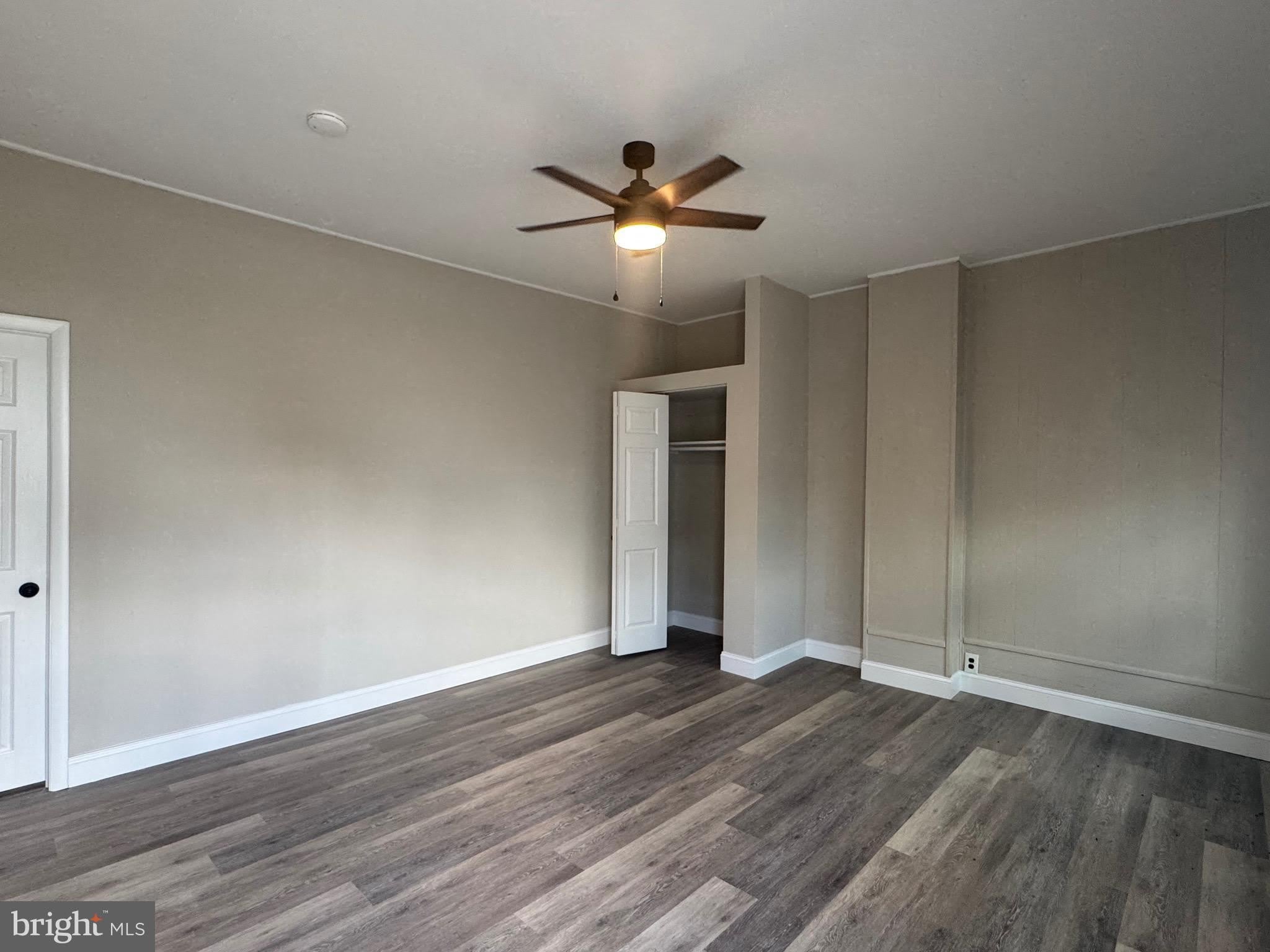 694 N DELAWARE Street – photo 2