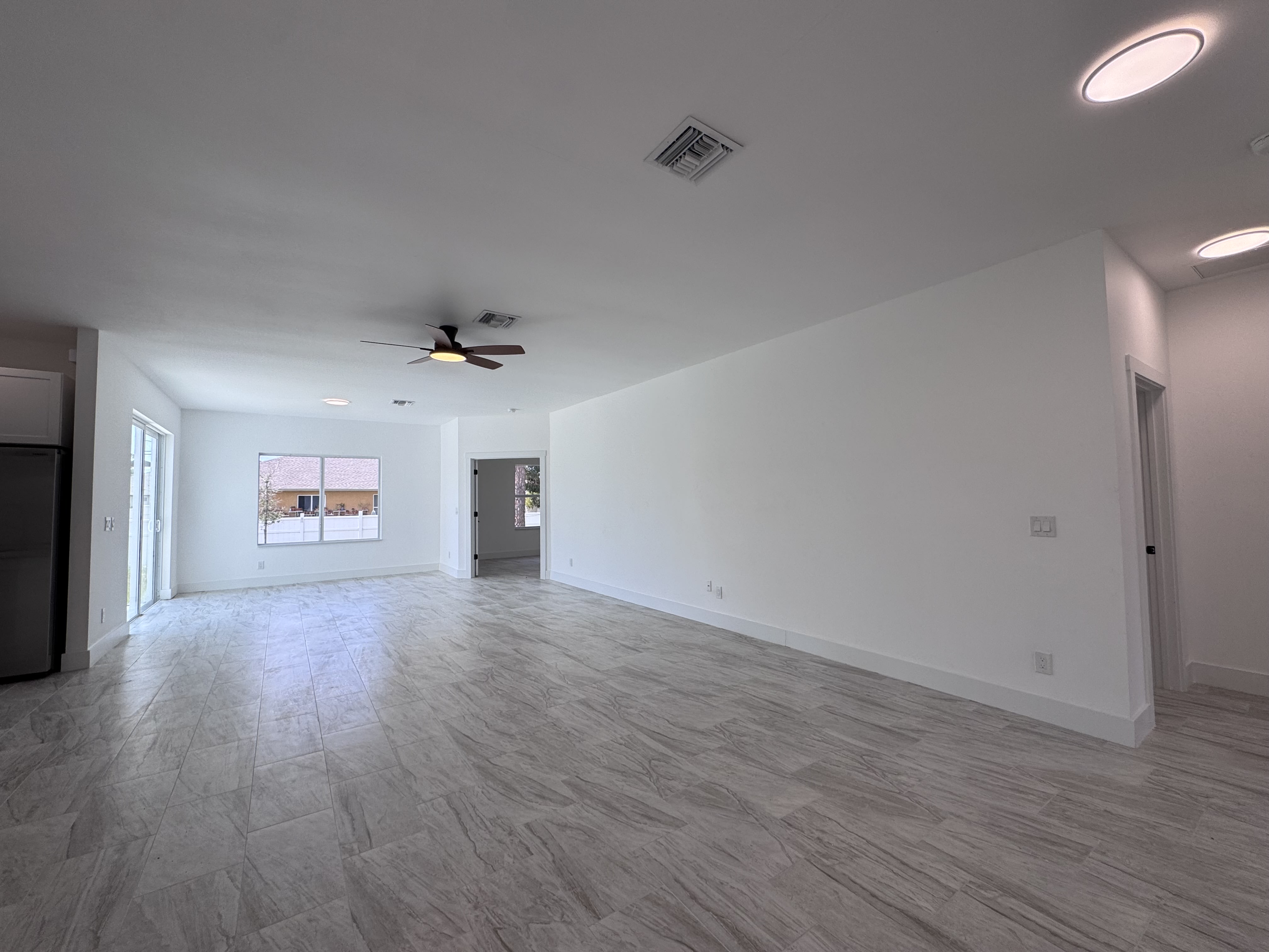 1605 Nora Ln – photo 5