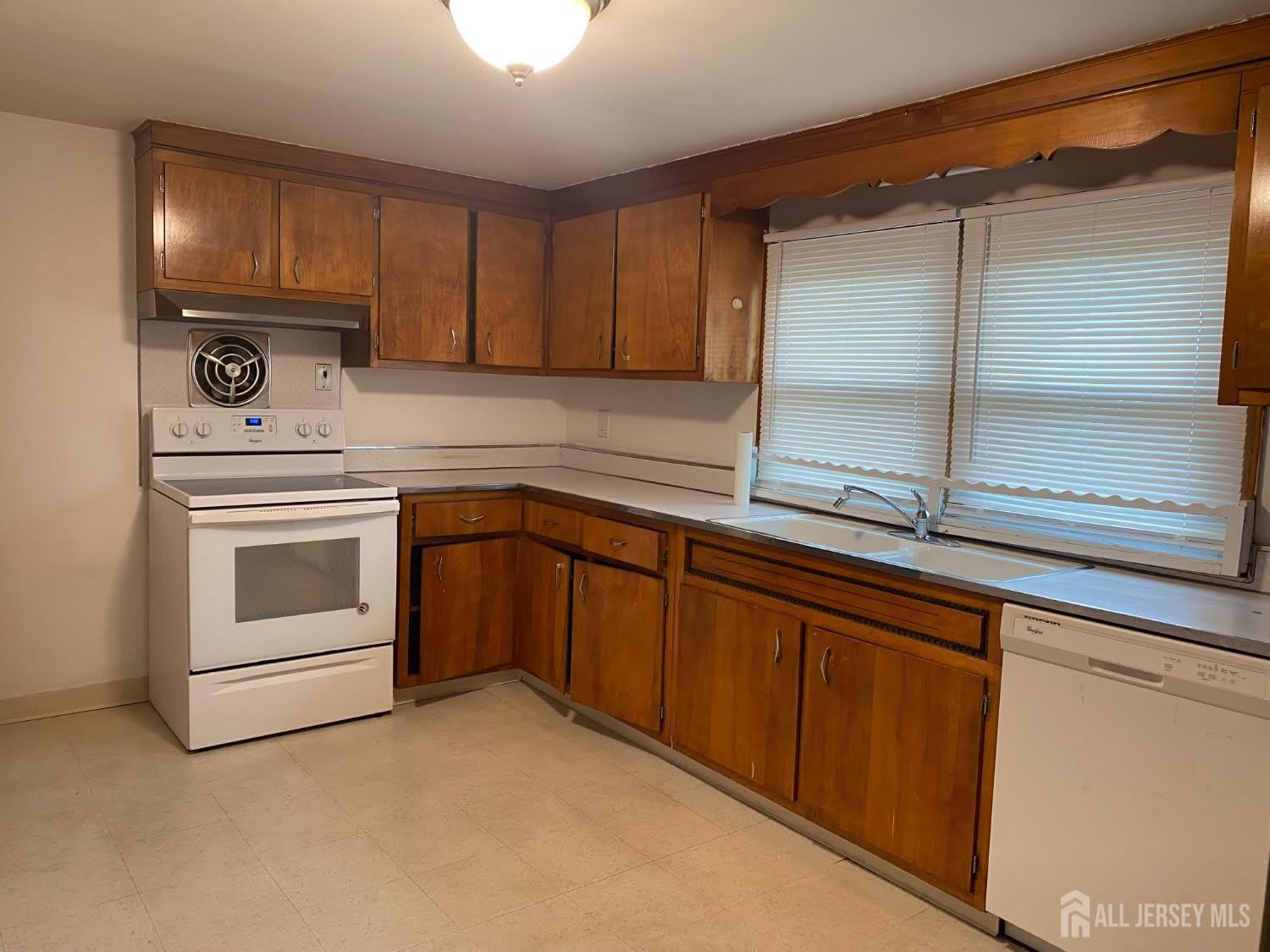 123 Highland Avenue – photo 5