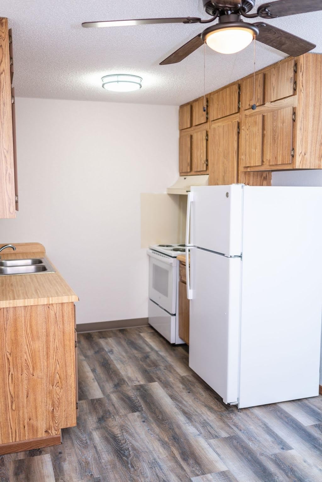 321 W Bert Street – photo 1