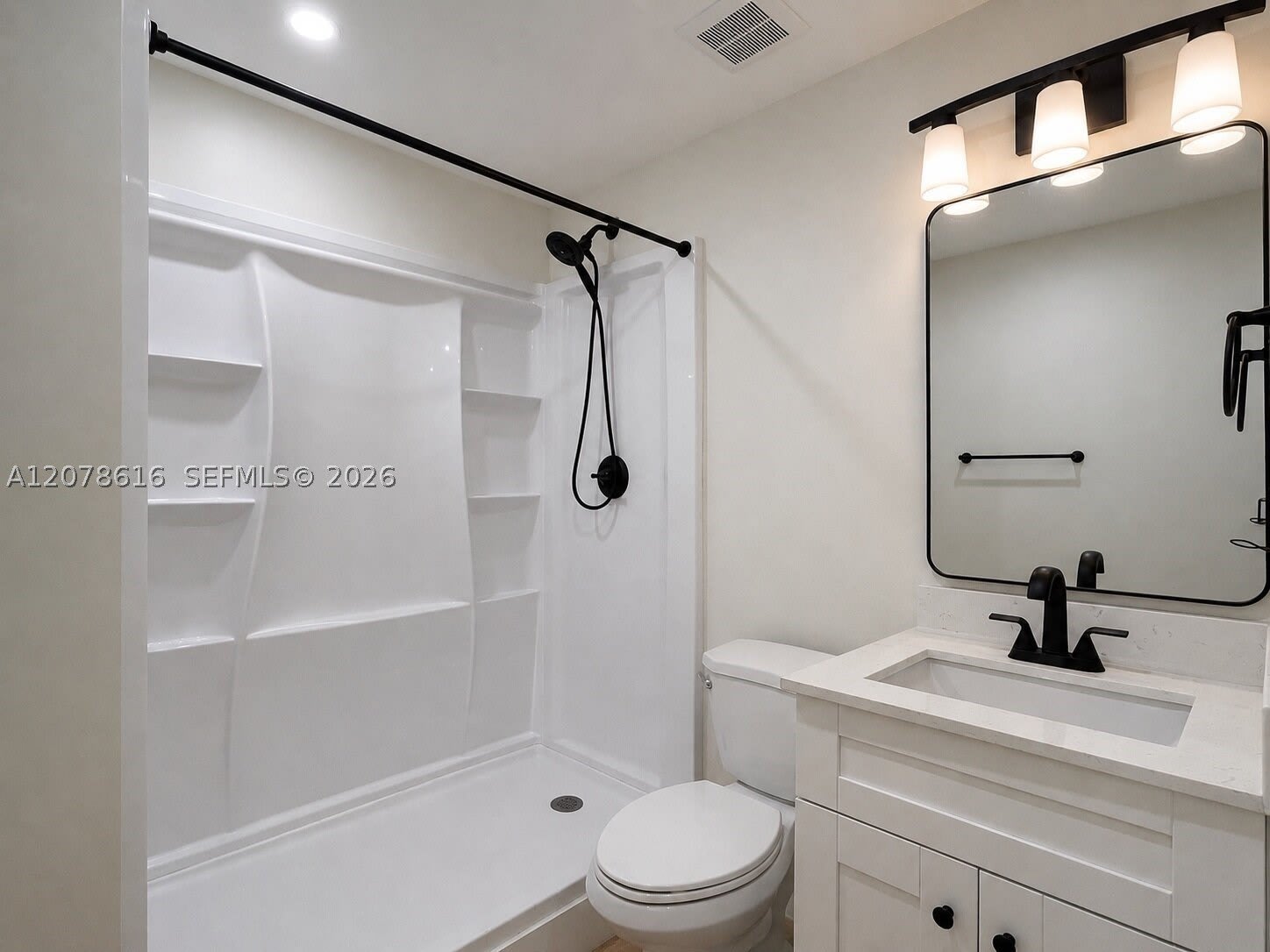 2510 Scott St – photo 4
