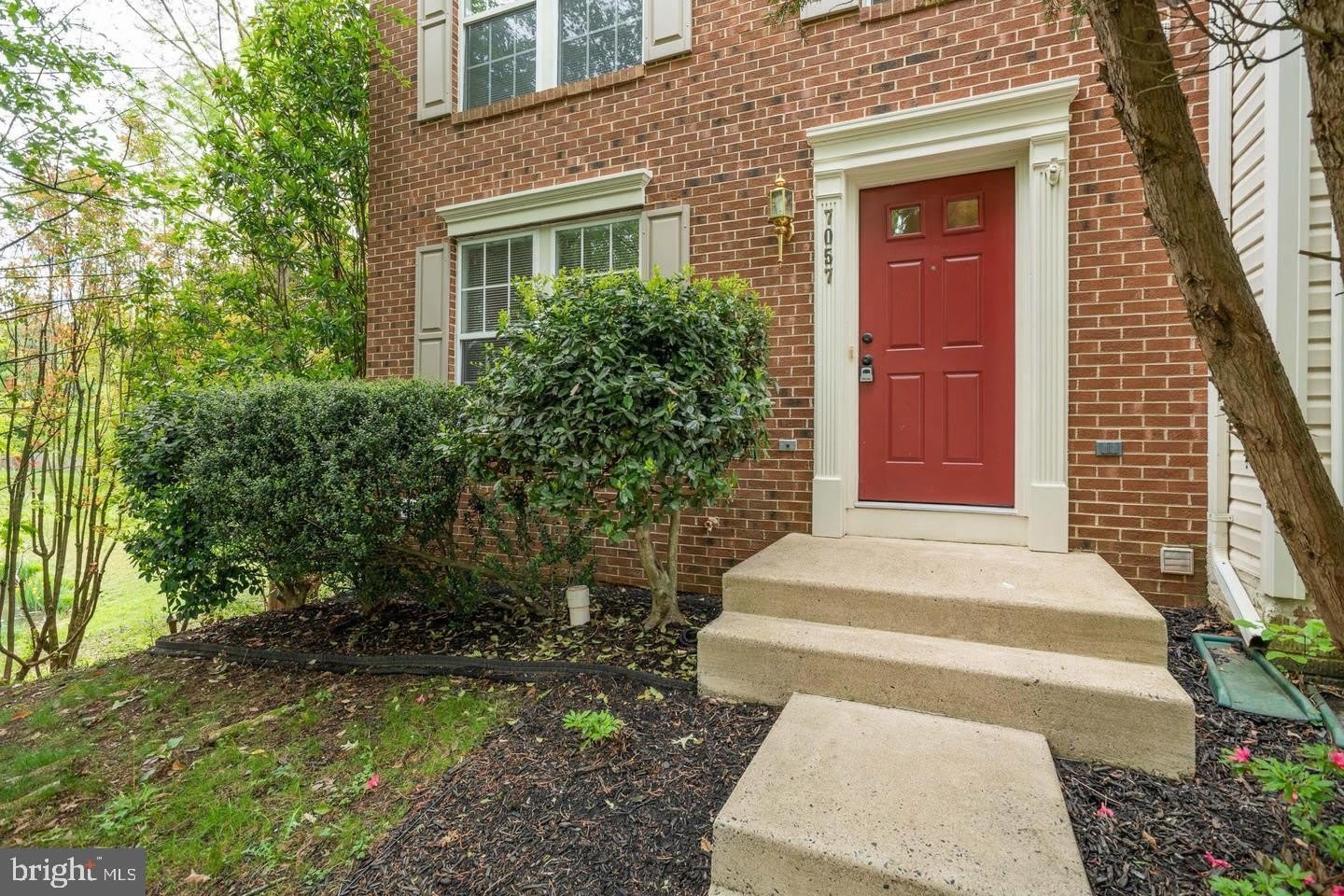 7057 SAUVAGE Lane – photo 4