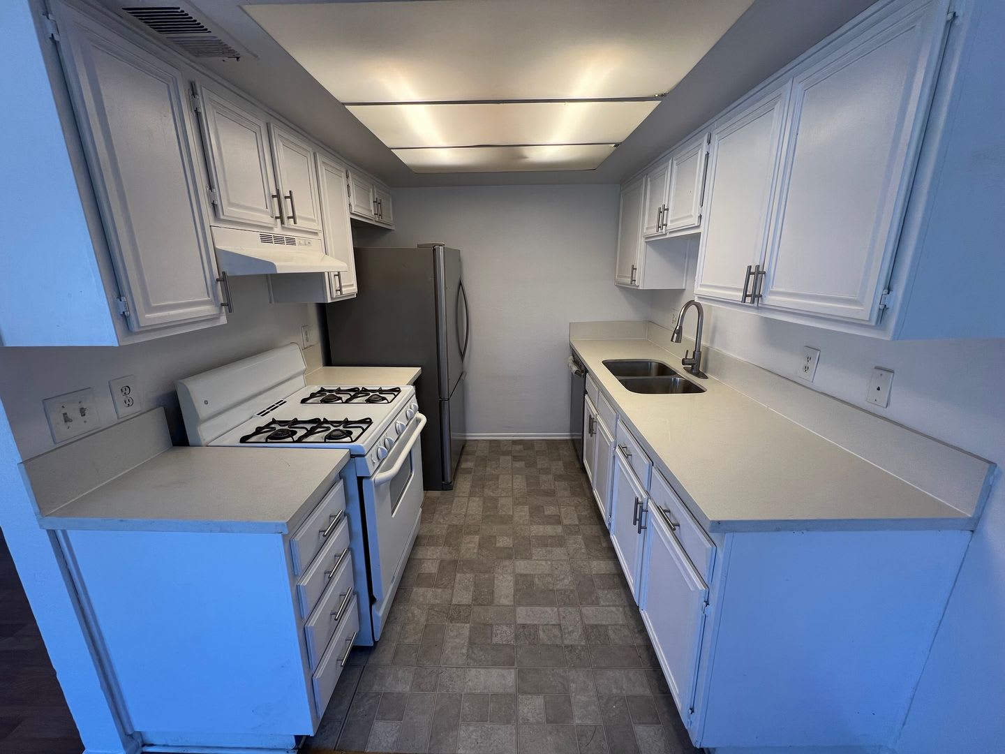 Coming Soon: Spacious 2-Bedroom Condo in a Gated Community Near Loma Linda University Medical Center – photo 4