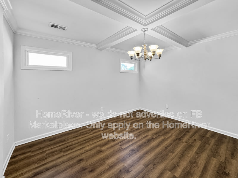 355 Niblick Dr – photo 4