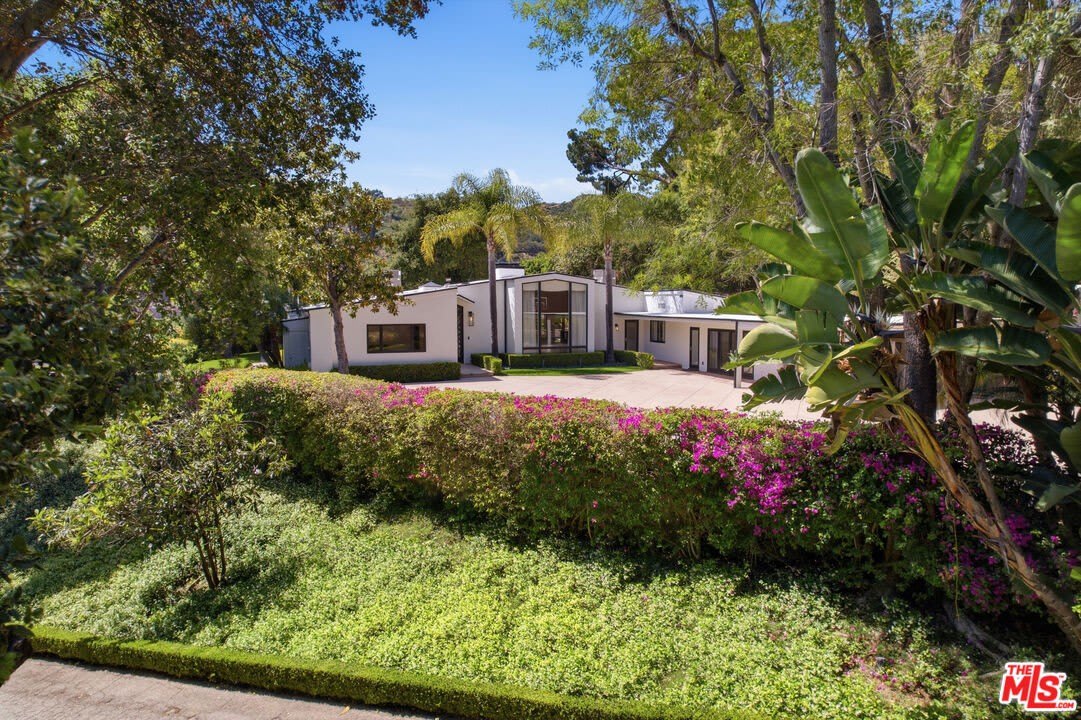 999 Casiano Rd – photo 4