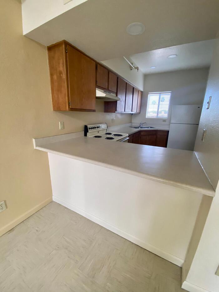 1701 North Park Avenue – photo 3