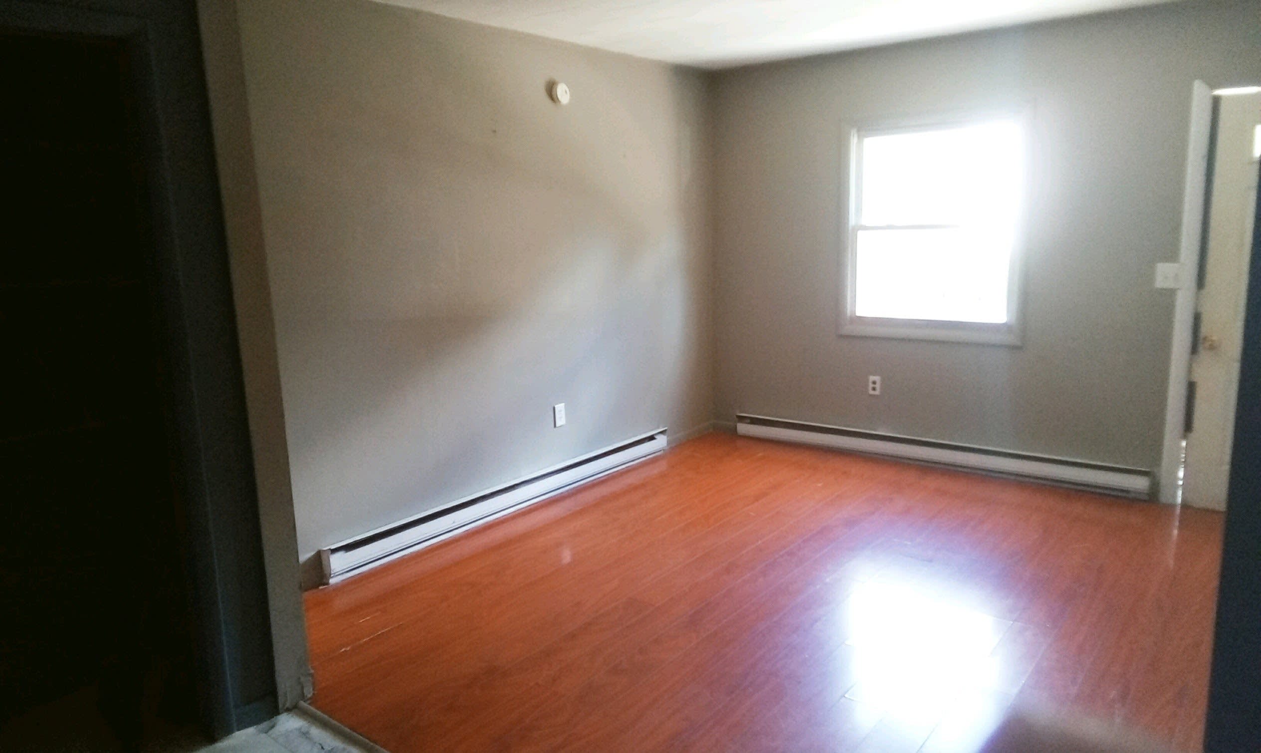 264 Laurel St – photo 3