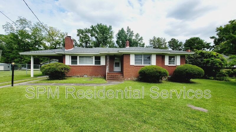 2512 Castle Hayne Rd – photo 1