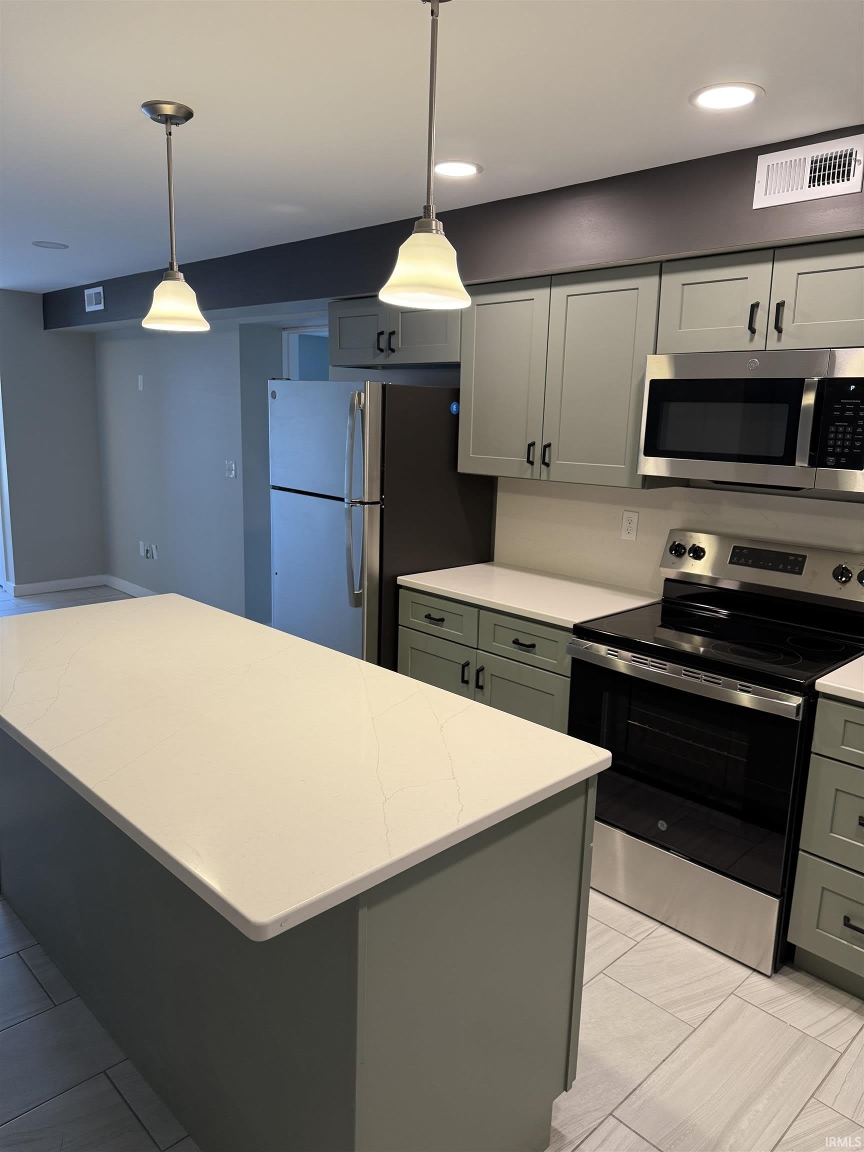 1422 Venus Drive – photo 2