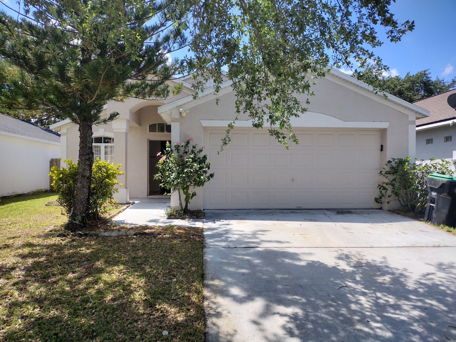 Beautiful 3 bedroom 2 bath home located in Southwest Orlando!! – photo 1