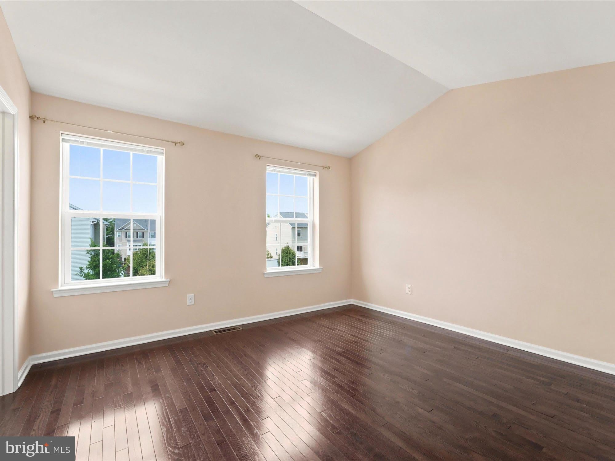 145 MERCER Court – photo 4