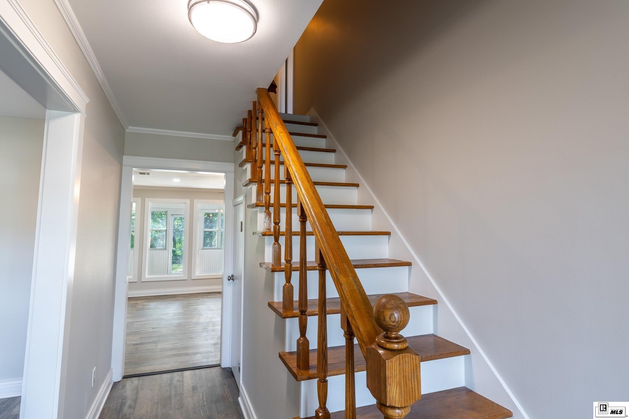 701 KIROLI ROAD – photo 3