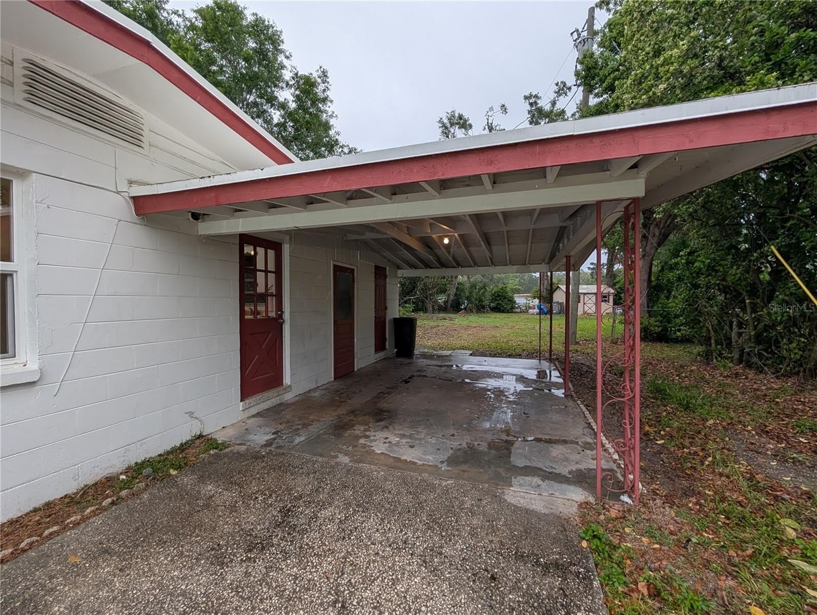208 OAKWOOD Drive – photo 3