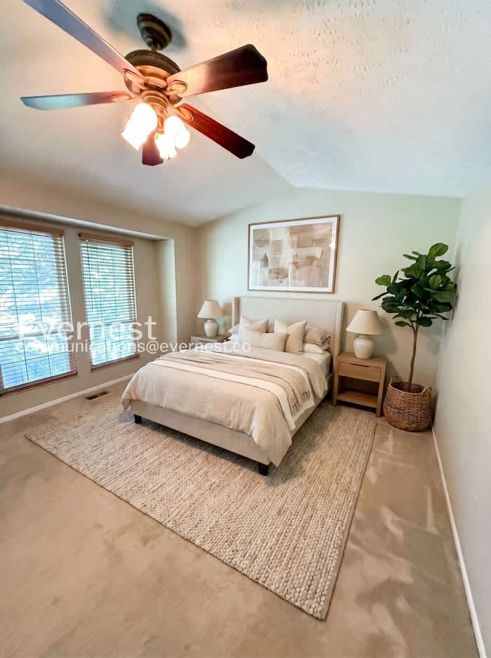 1268 Michigan Avenue – photo 5