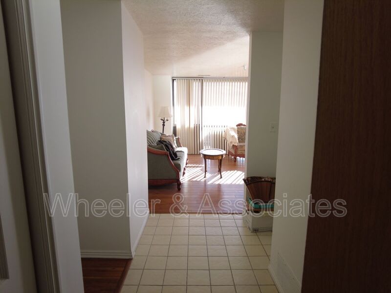 560 E South Temple – photo 3