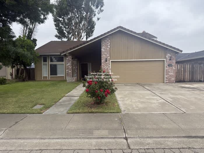 9130 Cornwall Drive – photo 1