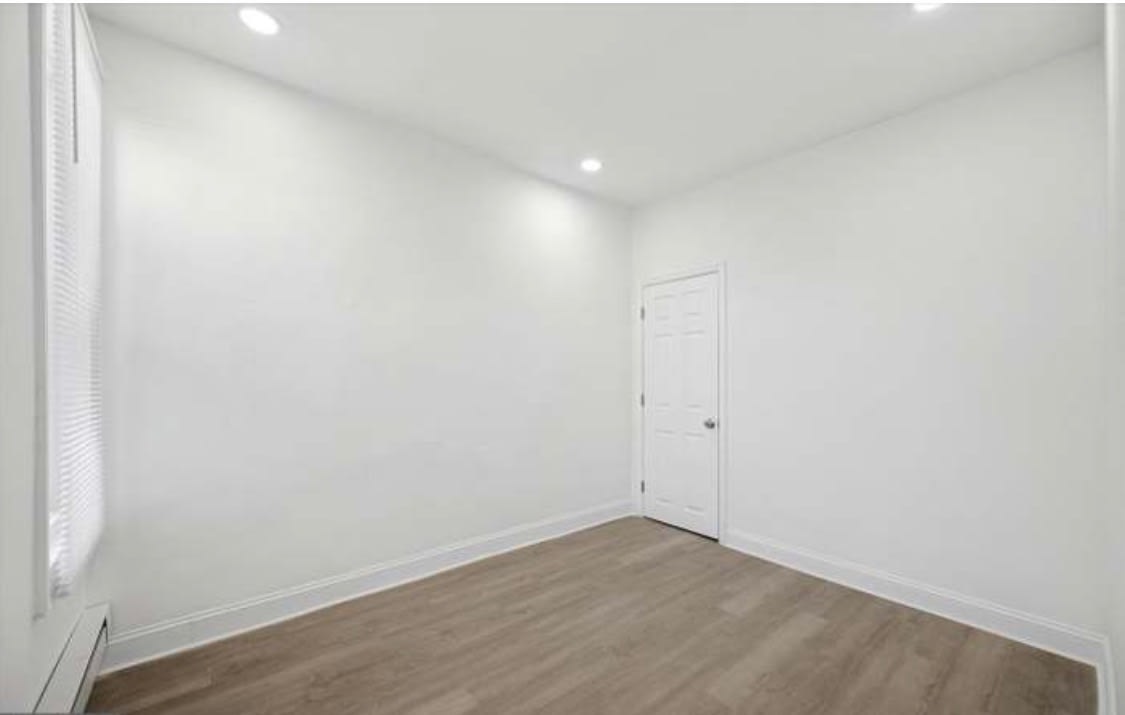 558 Herman Street – photo 5