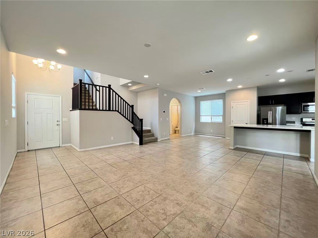 83 Greenpoint View Street – photo 4
