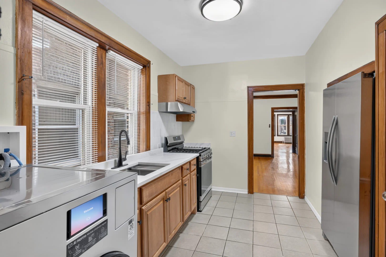 7324 S Maplewood Avenue – photo 4
