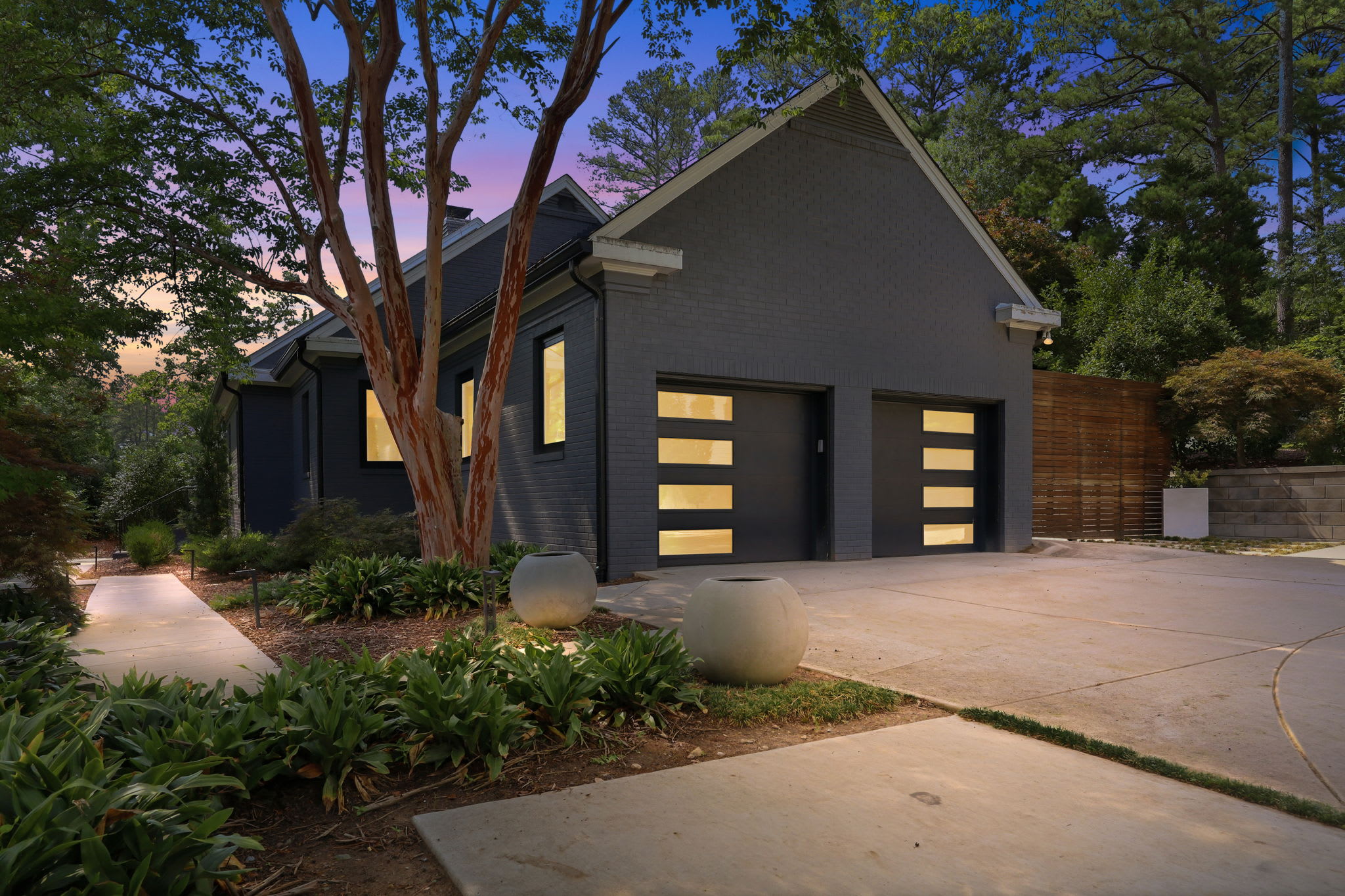 101 Pearson Street – photo 1