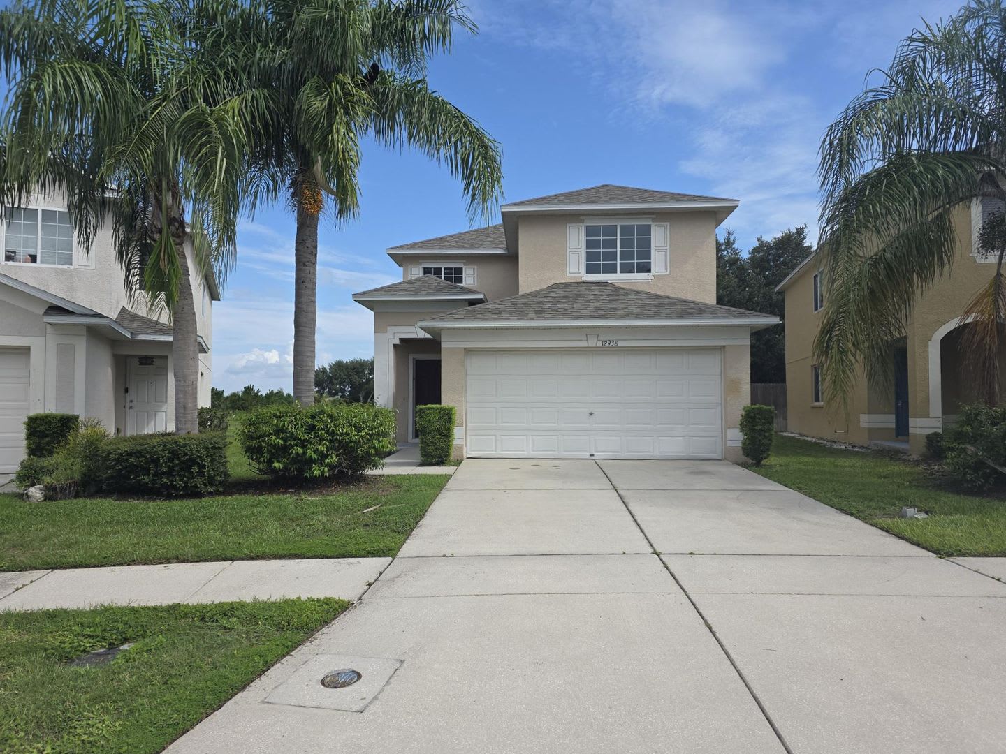 Beautiful 3-Bedroom, 2.5-Bathroomn Home w/Waterview in Riverview – photo 2