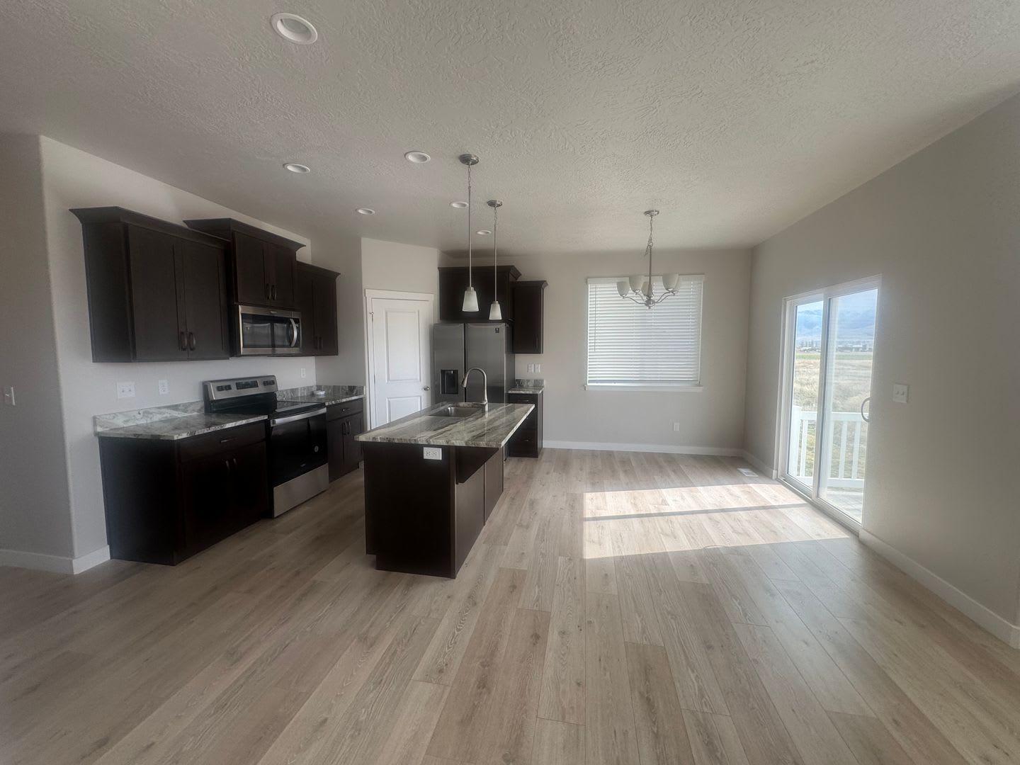 Beautiful Lehi Townhome for rent! – photo 2