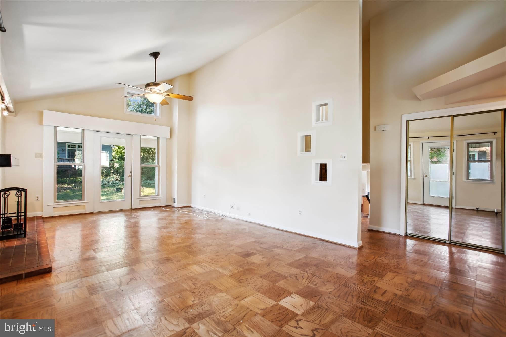 8509 CYRUS Place – photo 5