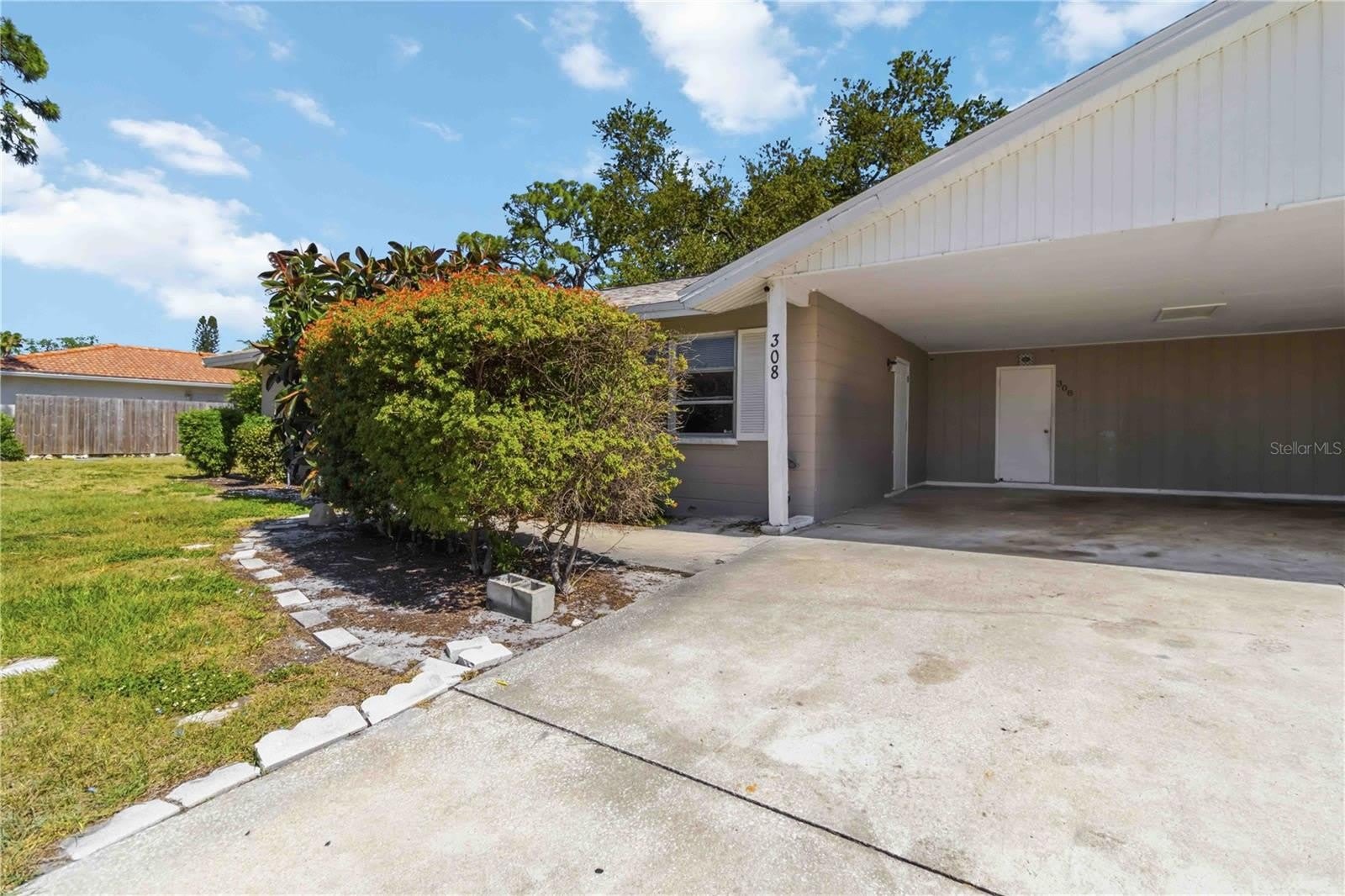 308 LANTANA Avenue – photo 2