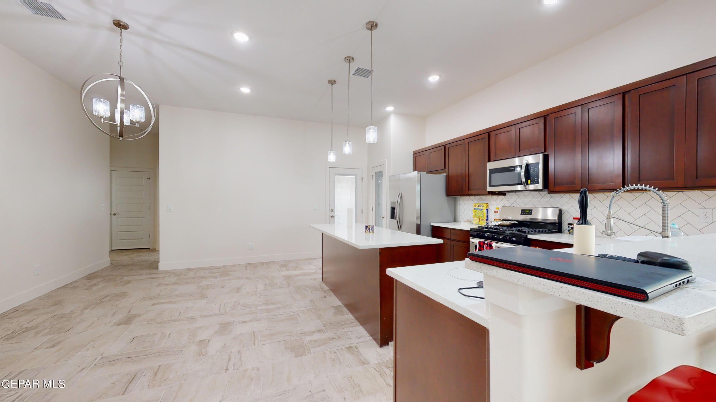 440 Soleil Road – photo 4