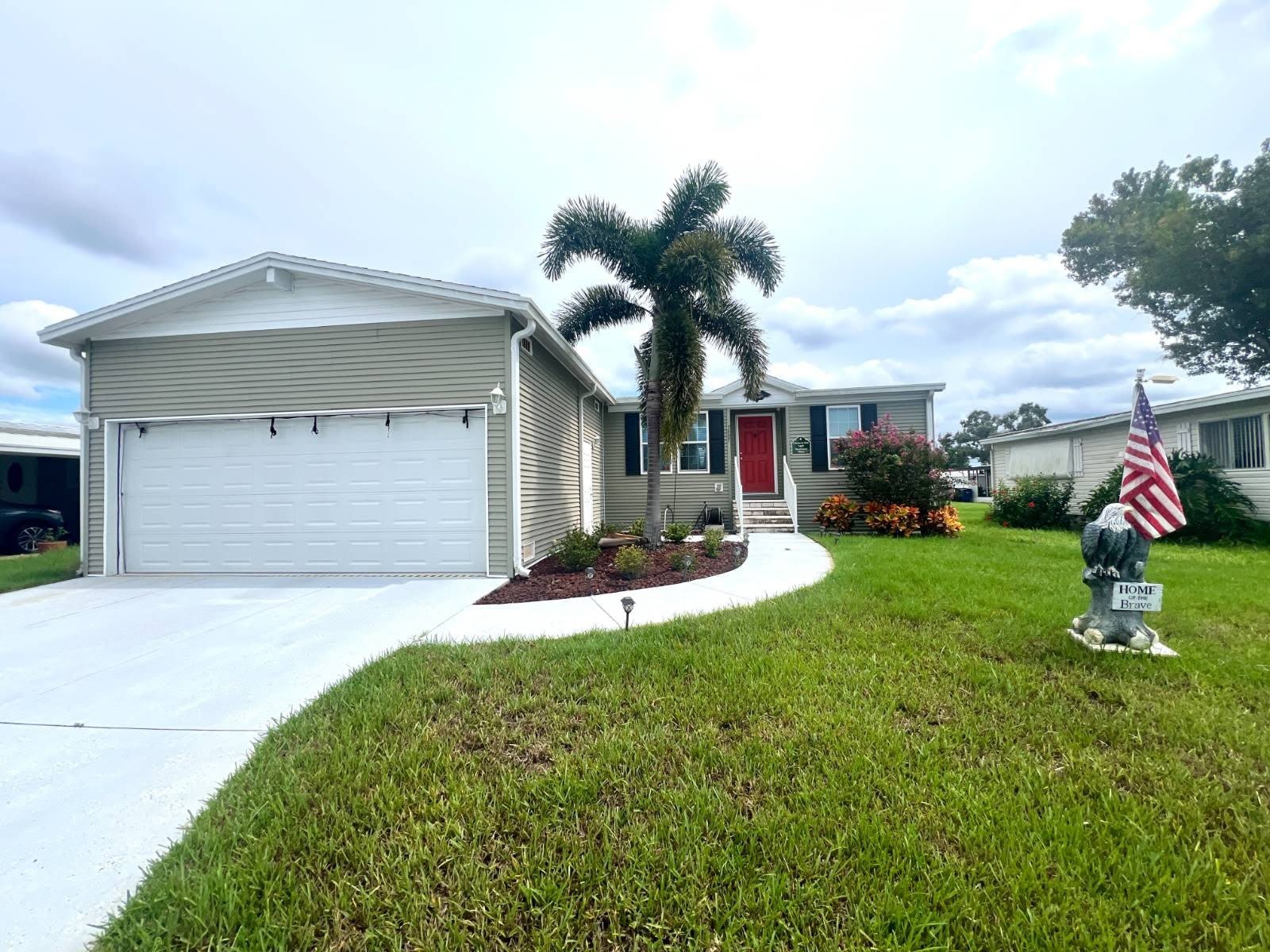 7407 Westwood Drive – photo 1