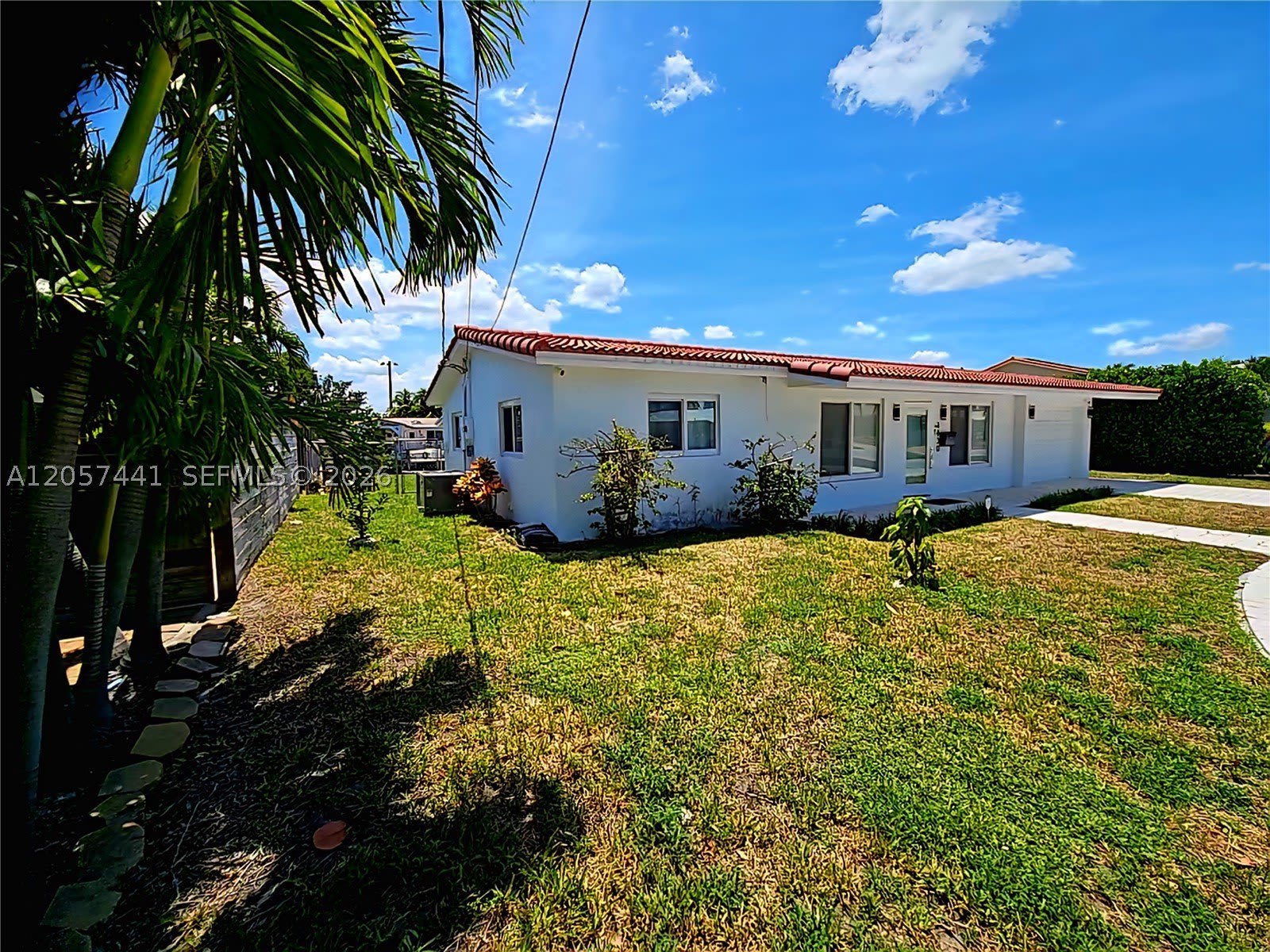 1430 NE 53rd Ct – photo 3