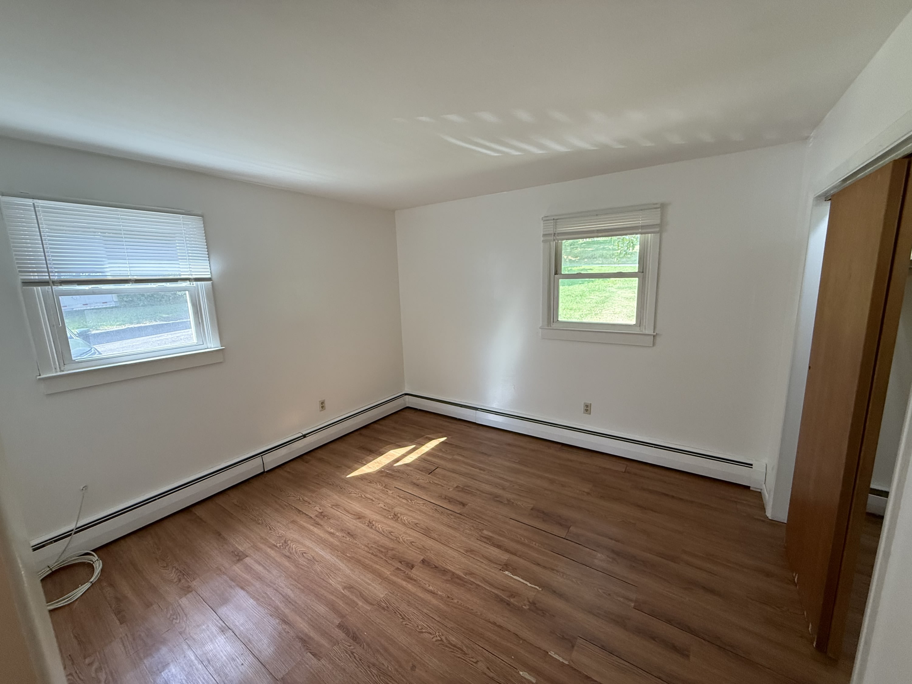 158 INDIAN CREEK RD APT 2 – photo 4