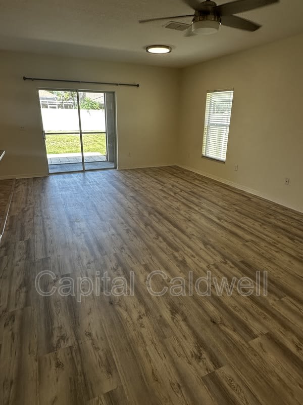 10503 White Peacock Pl – photo 3