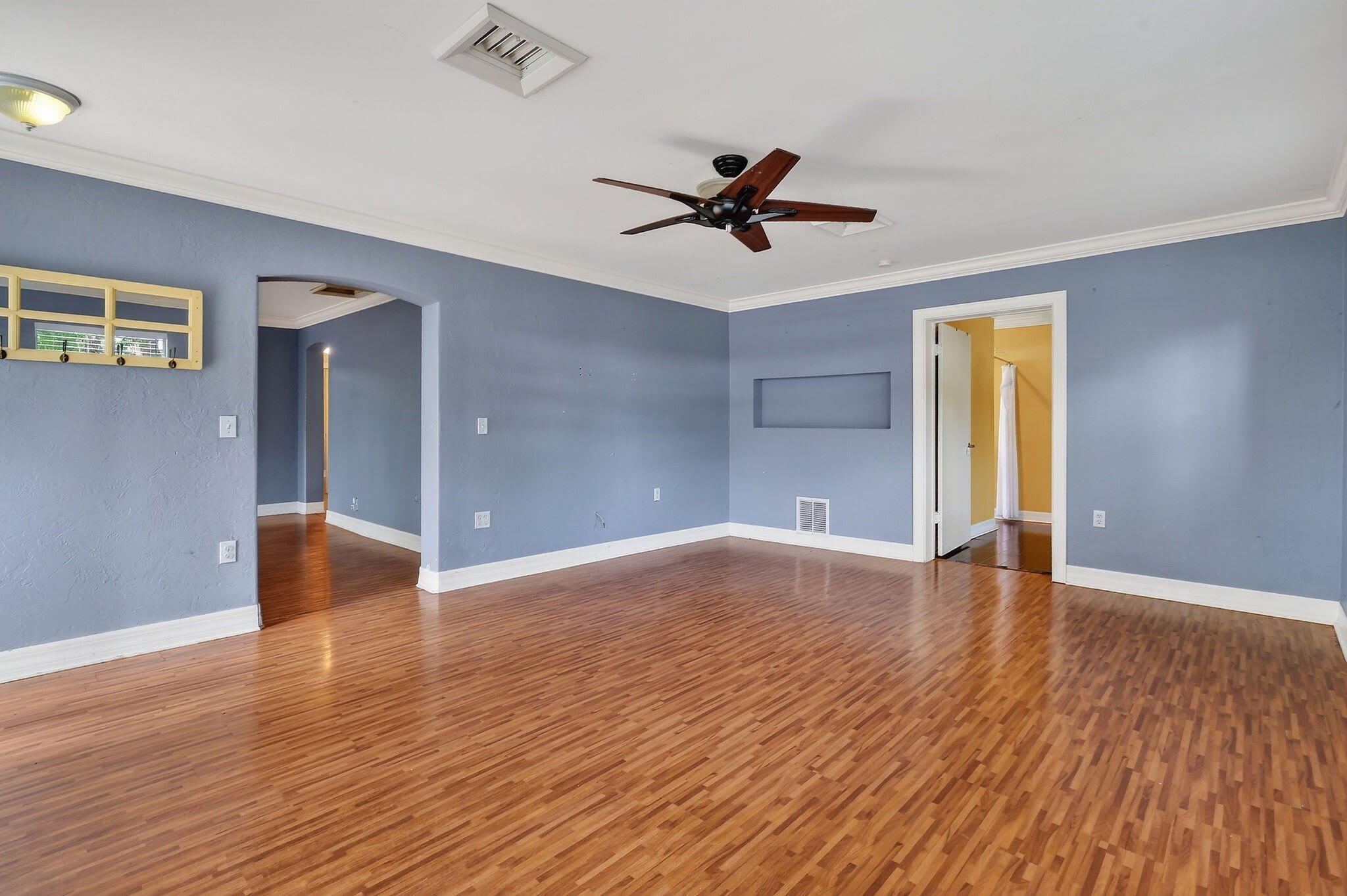 1005 Selkirk Street – photo 5
