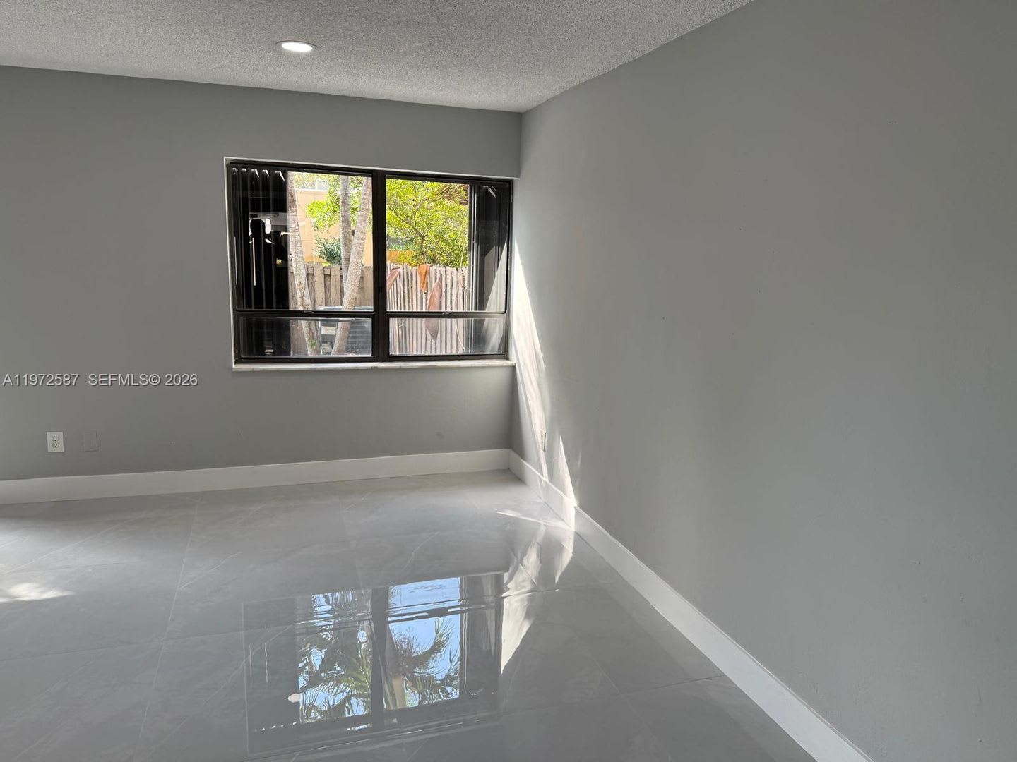 2700 N 34Th Avenue I Hollywood Fl 33021 – photo 5