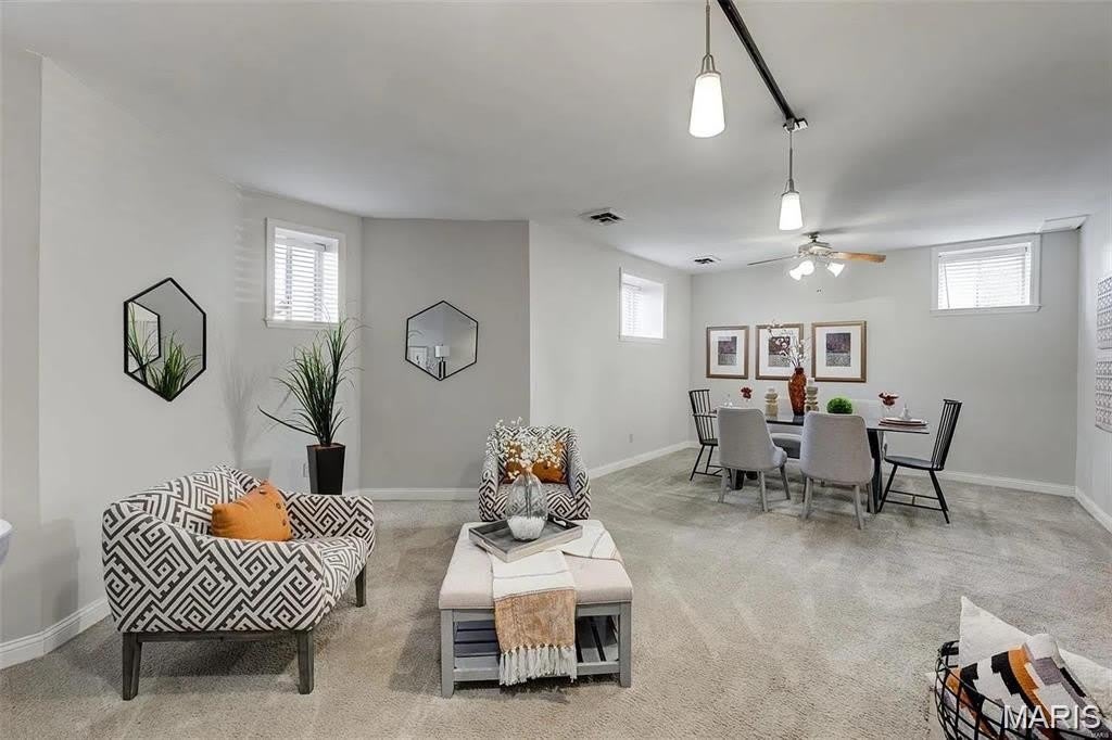 4256 Maryland Avenue – photo 3