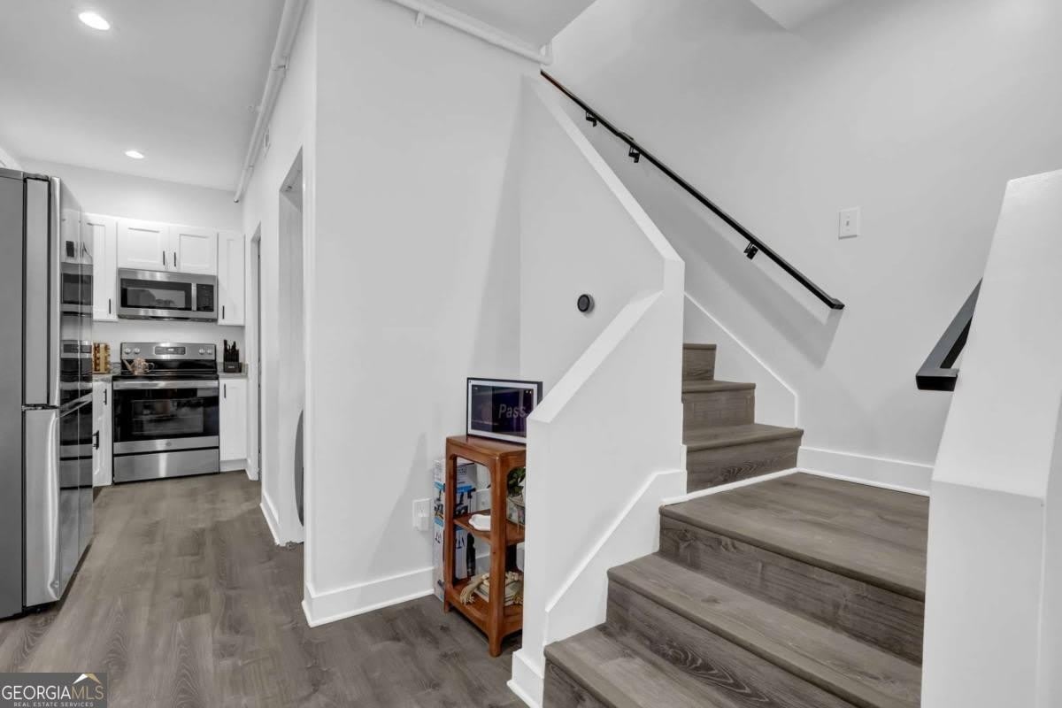 3120 Godby Road – photo 2