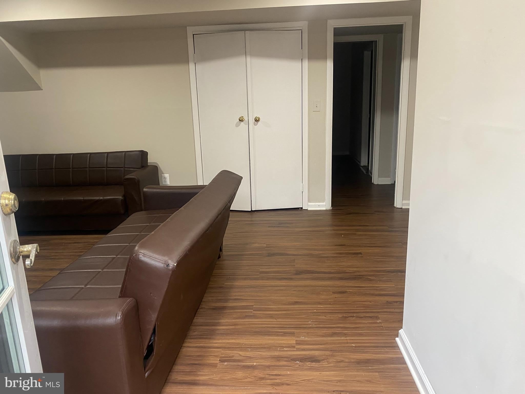 7307 BROOKLYN BRIDGE Road – photo 4