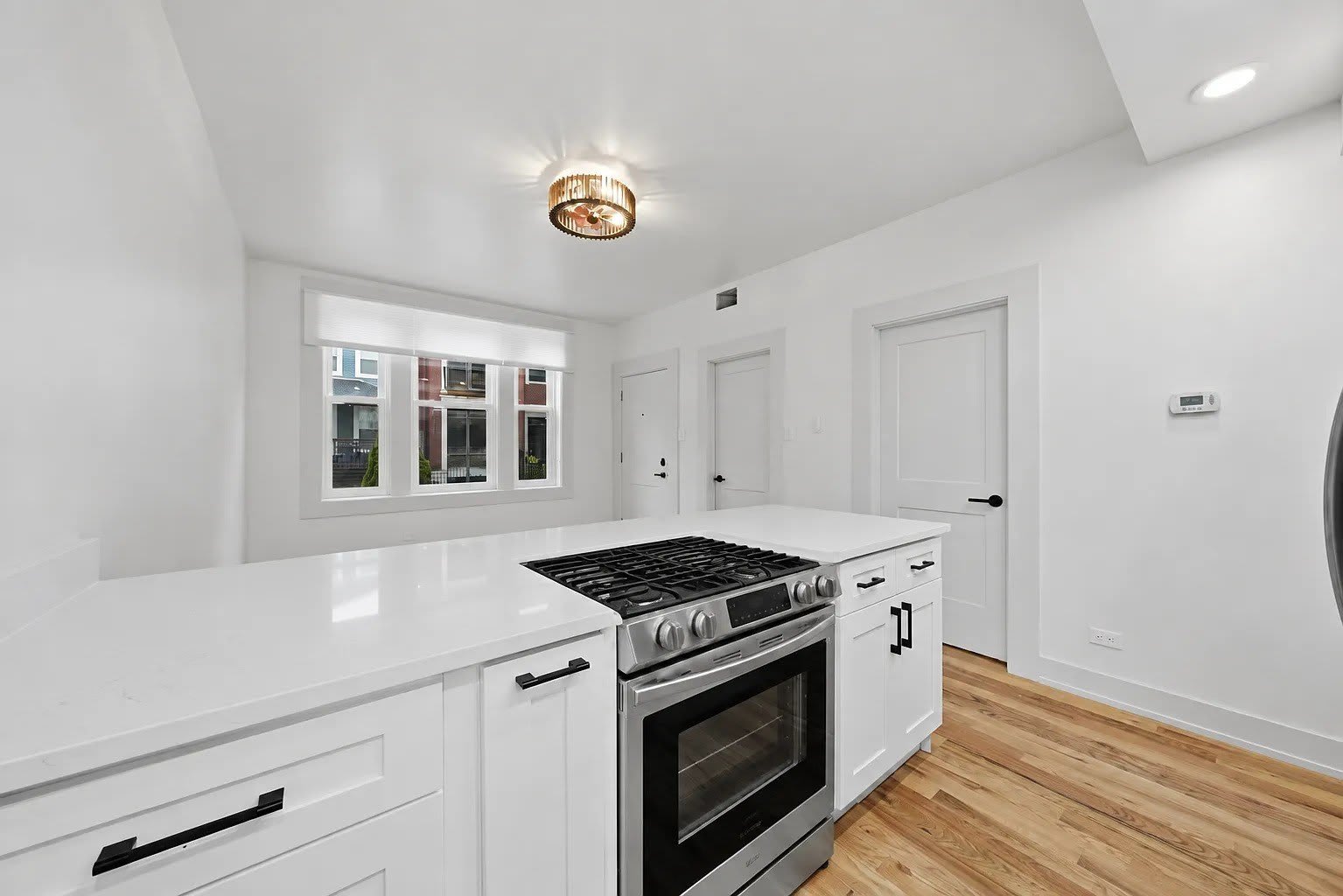 1514 W Fry Street – photo 4