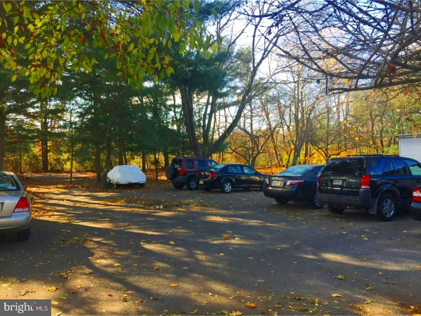 213 Laurel Avenue – photo 3
