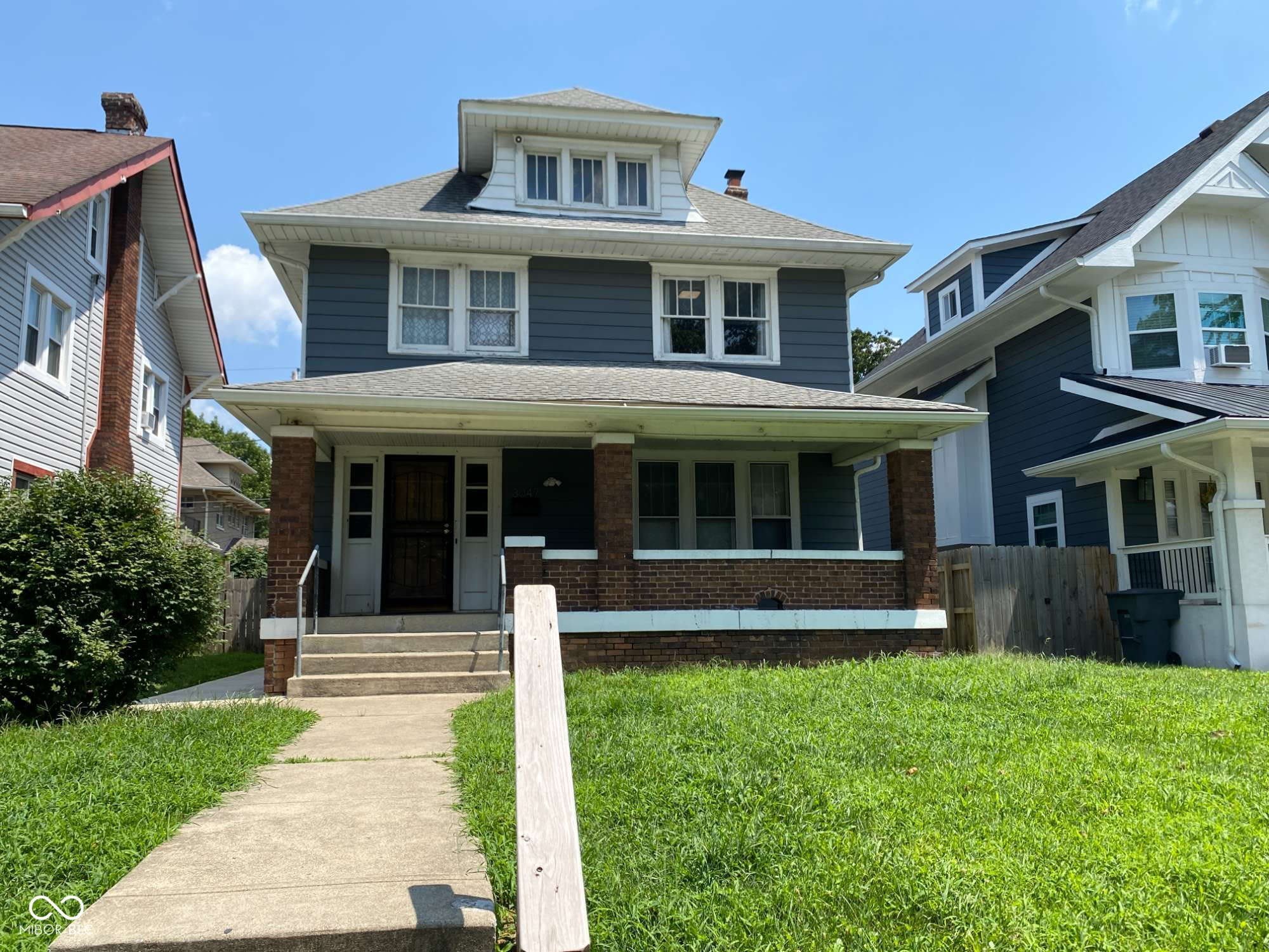 3047 N College Avenue – photo 1