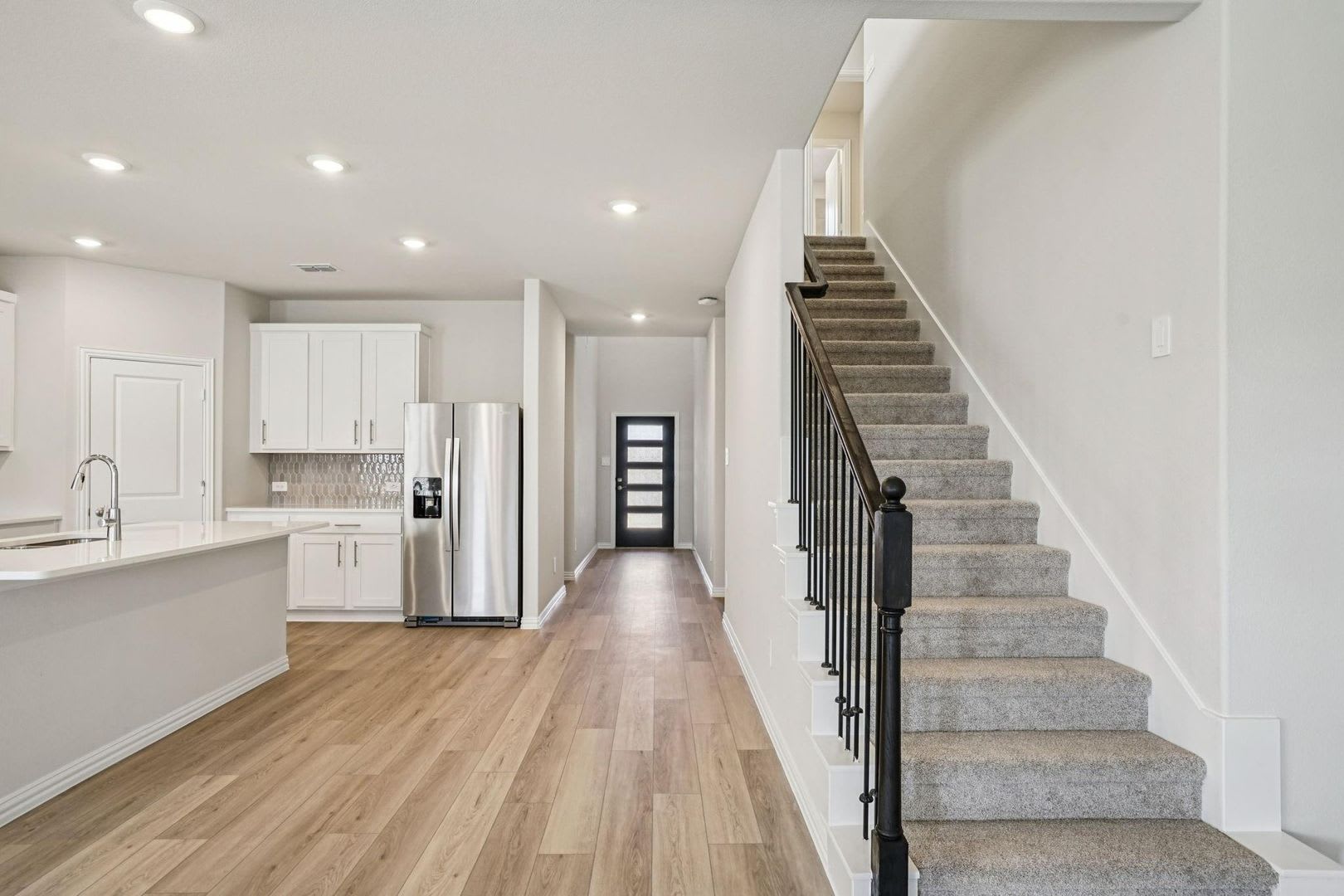 Where Modern Design Meets Smart Living Stunning New Kessler Model – photo 2