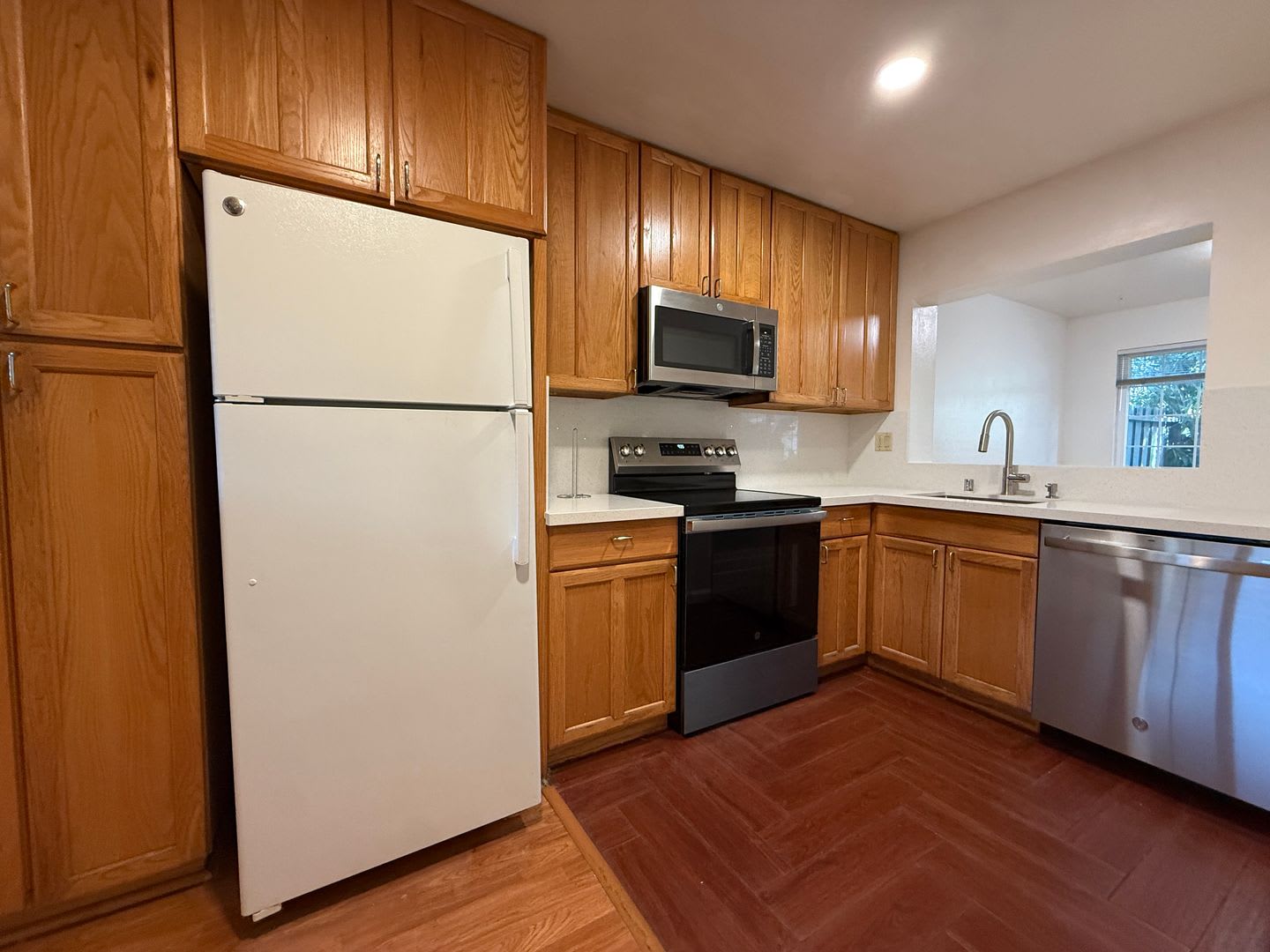 Strawberry Park 4 Bedroom 2 5 Bath Townhome With Cupertino Schools – photo 3