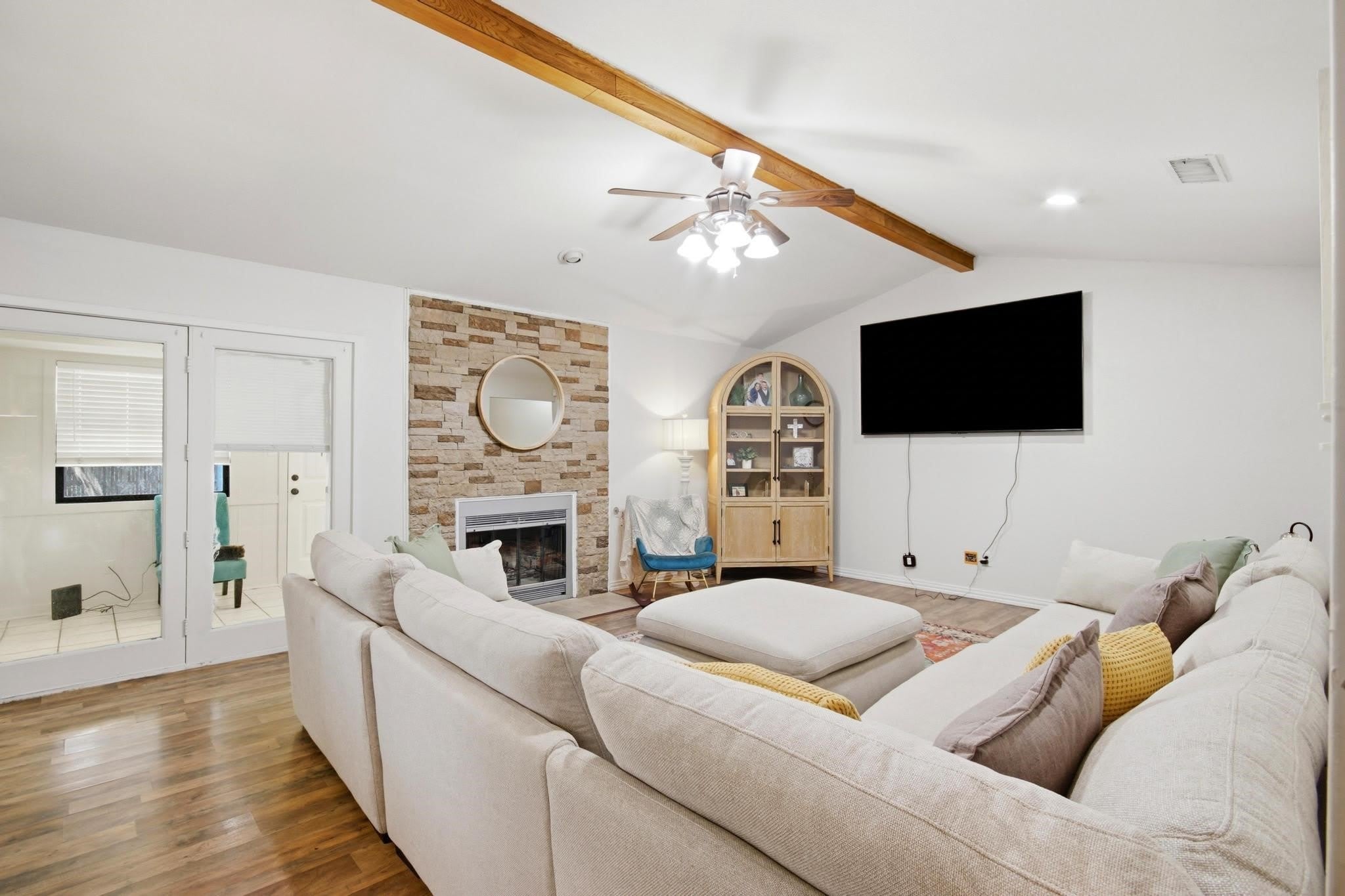 2842 Rex Allen Drive – photo 4
